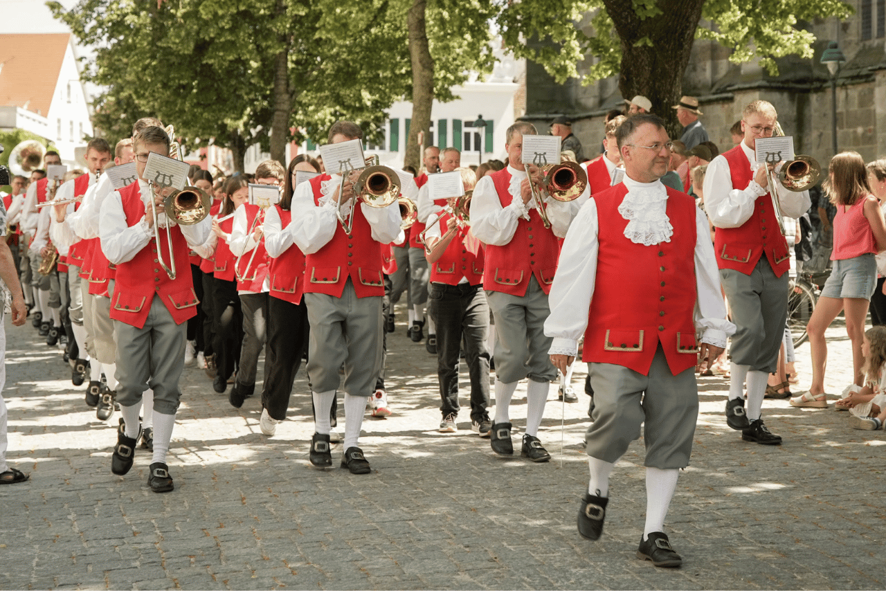 Einzug zur Nördlinger Mess 2025