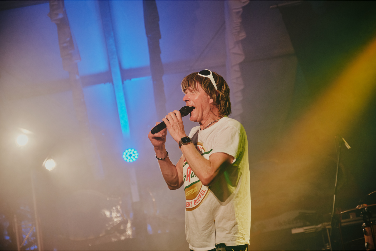 Frühlingsfest München 2025 Mickie Krause auf der Bühne
