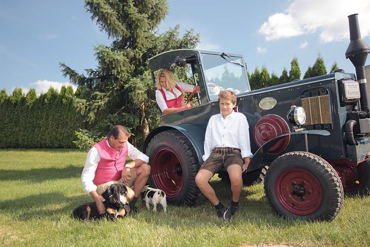 Festwirtsfamilie Schöniger - Festhalle Bayernland